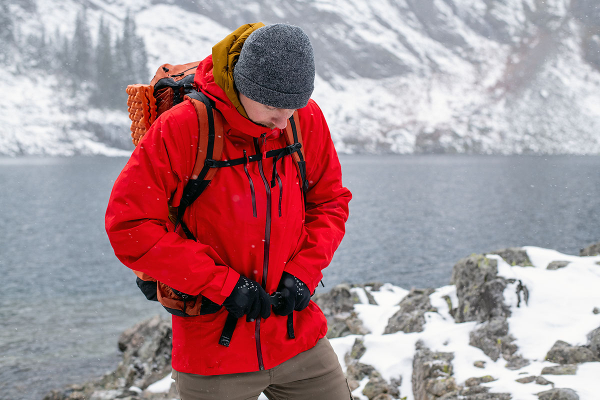 Patagonia men's shop triolet jacket review